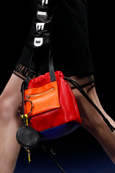 Look 9